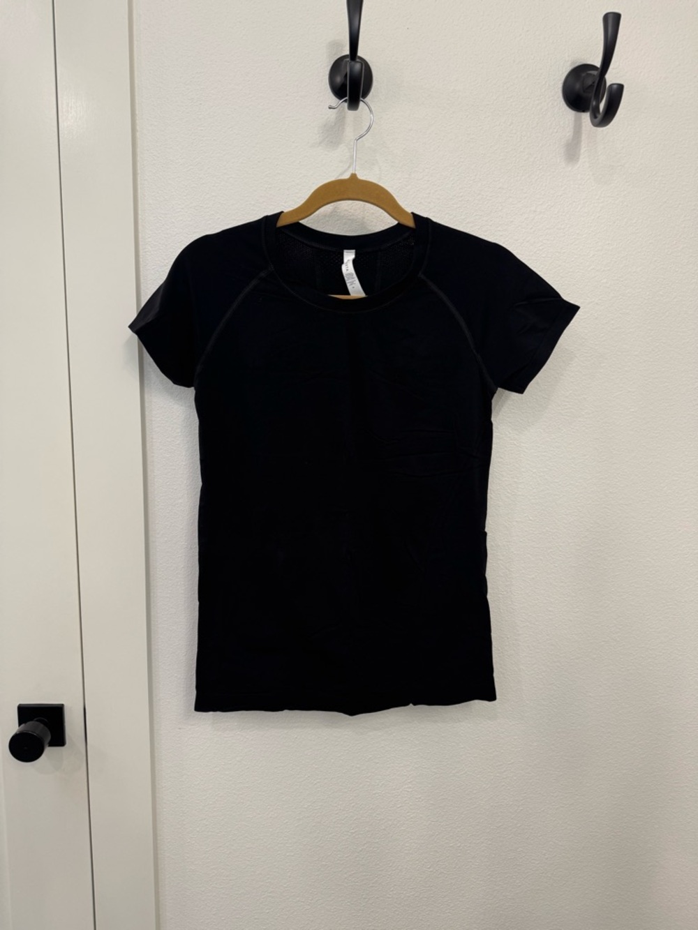 Athleta Tee